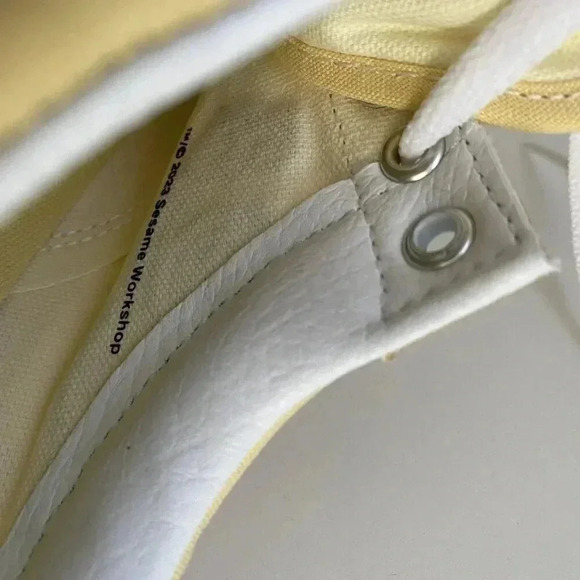 VANS Old Skool x SESAME STREET ELMO Sneakers Shoes Size Men's 9 / Women's 10.5 - Picture 9 of 11